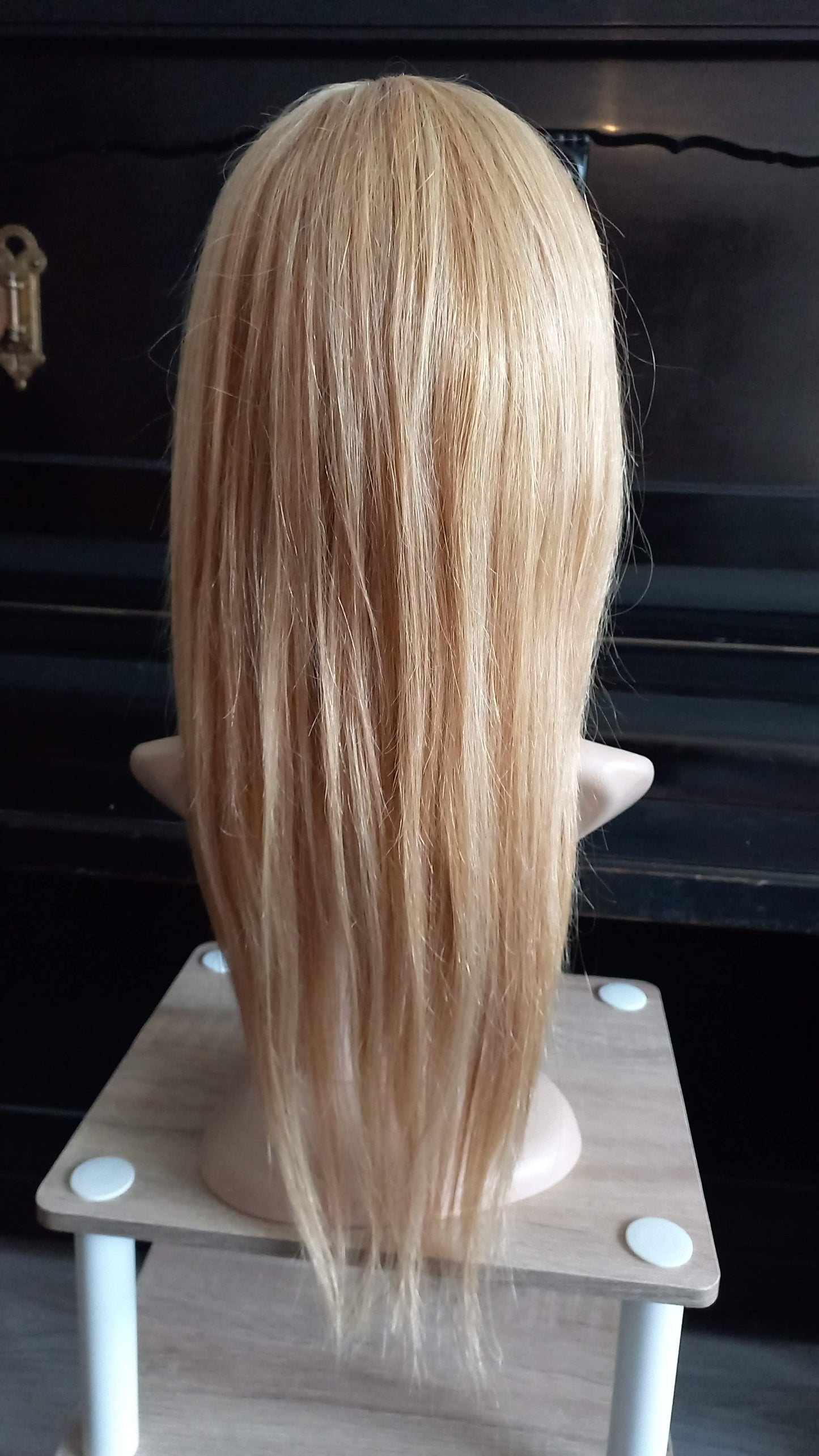 Lang Echthaarperücke Hell Blond mit Pony