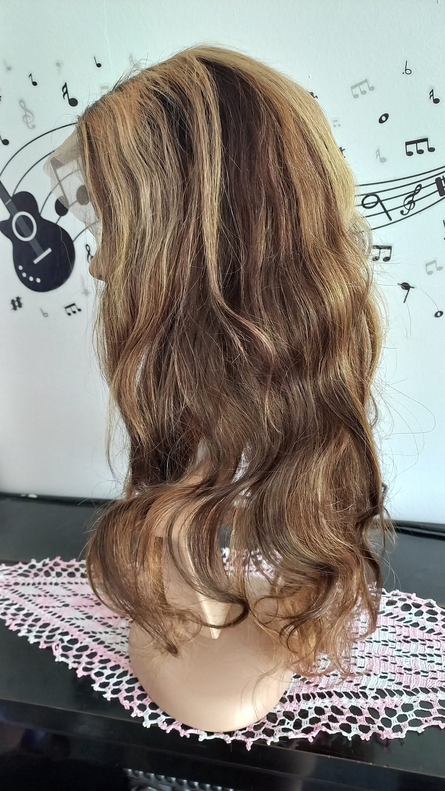 Body Wave Human Hair Wig Honey Blonde Brown 13x4