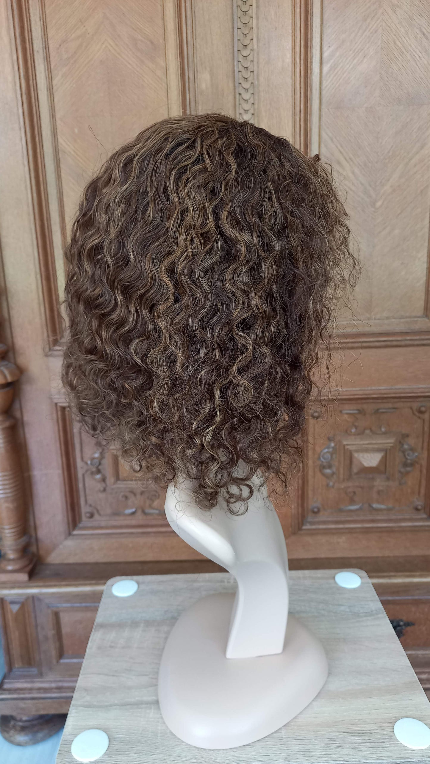 Bob Lockiges Mittelblond Echthaar Perücke mit Pony