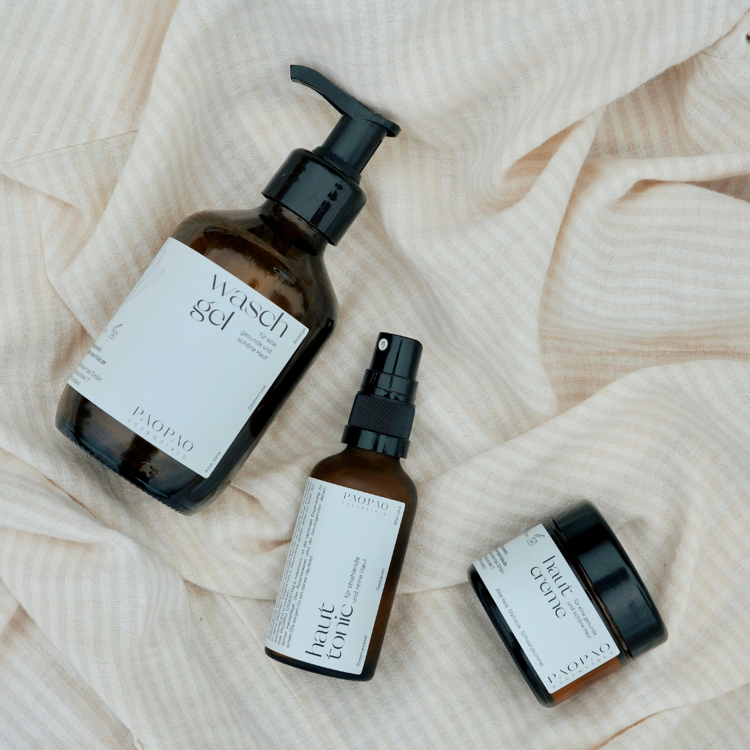 The complete solution for healthy skin during your cycle (cleansing gel, face cream, skin tonic)