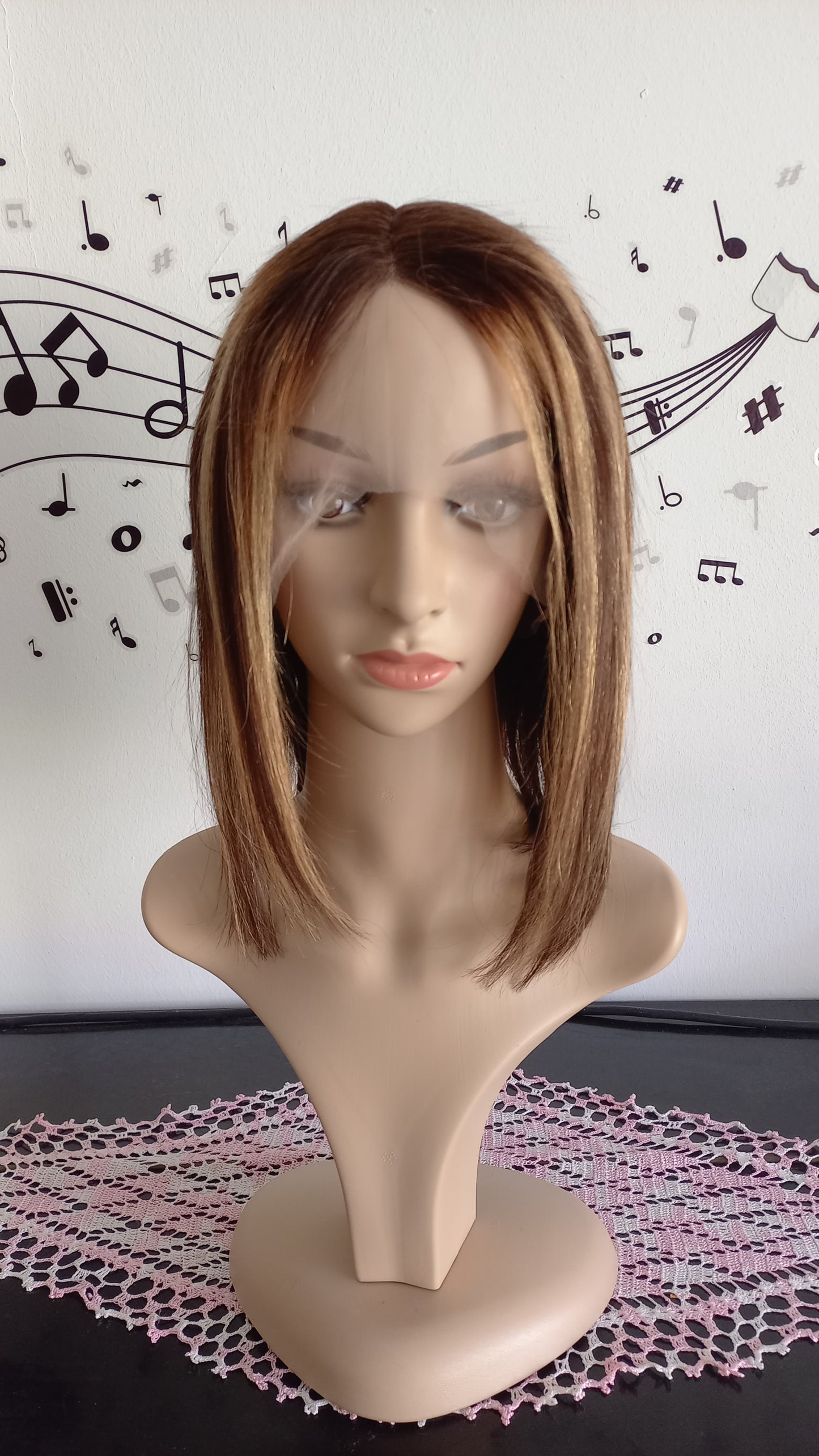 Bob human hair wig T-part ombre blonde